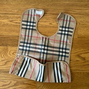 Burberry bib NWOT
